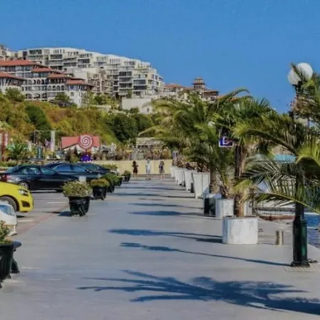 Daire Marina Dinevi View *