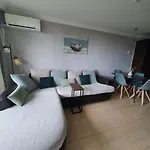 Marina Dinevi View Daire