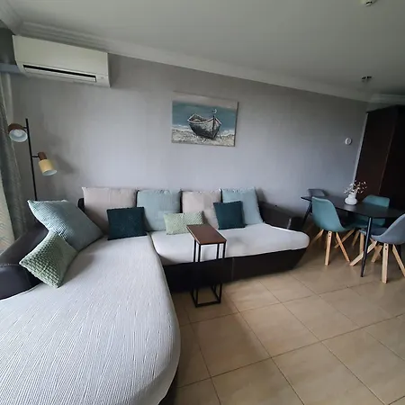 Beachfront With Garden At Venid Sandy - Marina Dinevi View 公寓