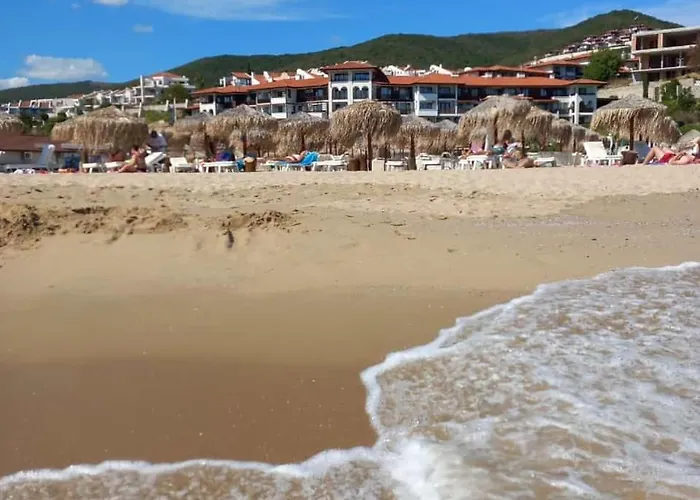 Marina Dinevi View * Szveti Vlasz